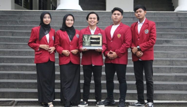 Cornspaper Andriyan Arek Ekonomi Pembangunan UMM Tembus P2MW Kemendikbudristek